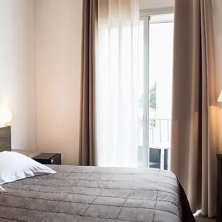 Hotel Le Chardon Bleu Sainte-Maxime