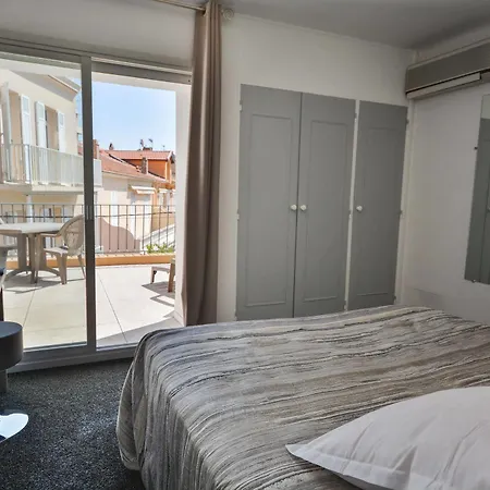 Hotel Le Chardon Bleu 3*